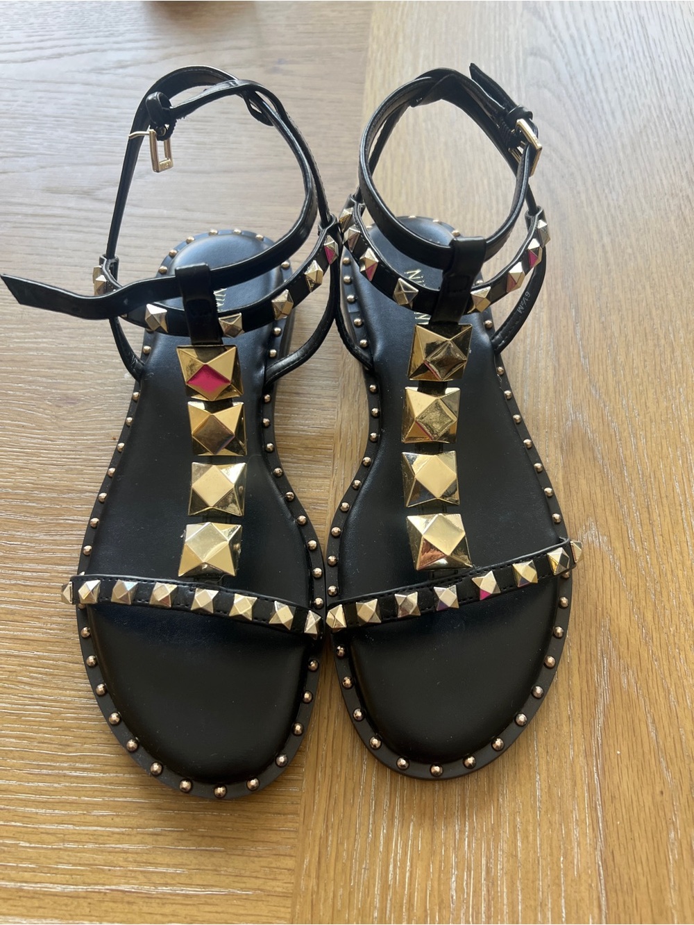 Nine West Black T-Strap Studded Sandals with Gold Accents